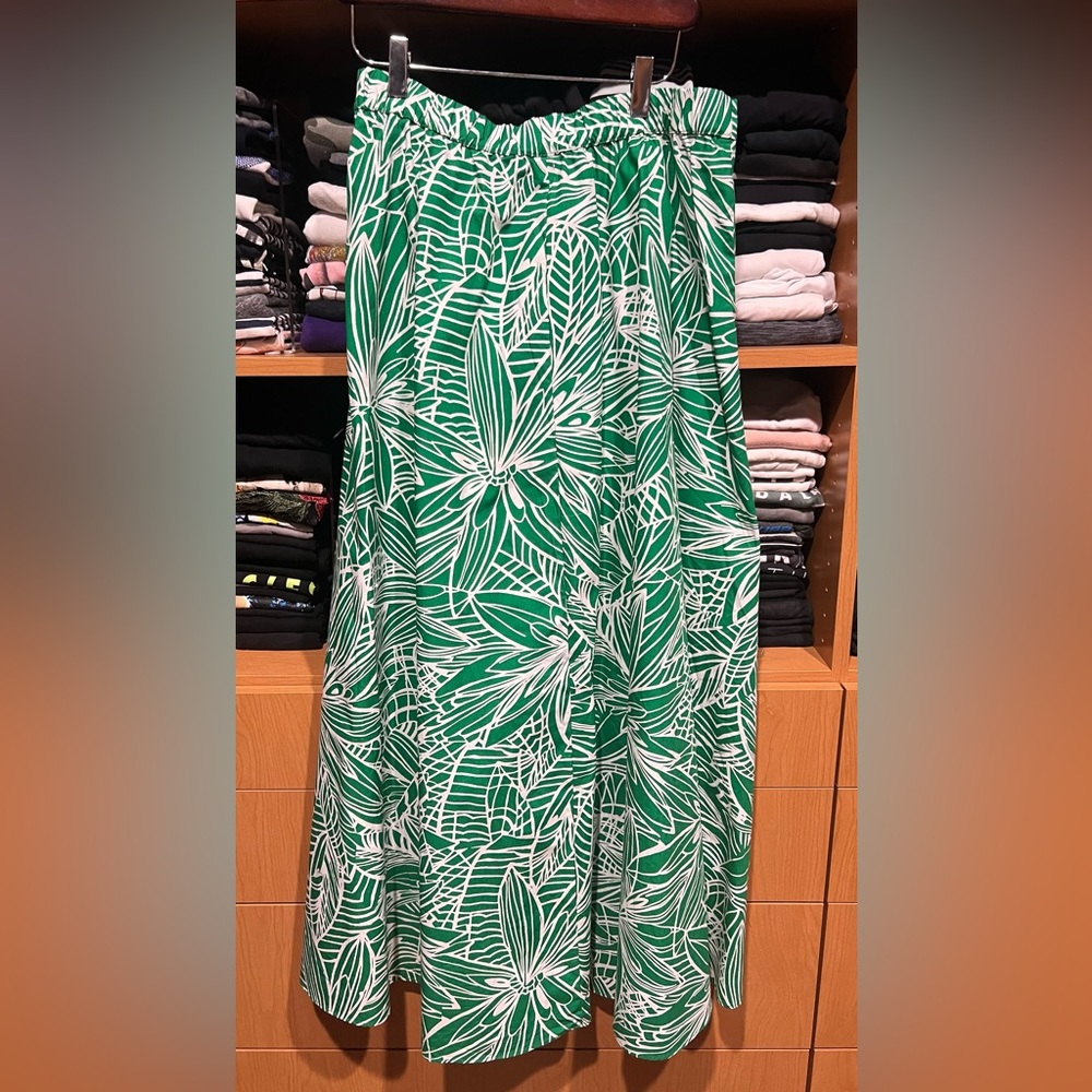 Tabitha Brown for Target Skirt Size Medium - Picture 6 of 9